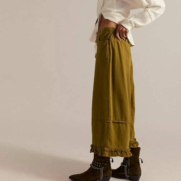 We The Free Love Me Not Bloomer Jeans - Picture 2 of 4